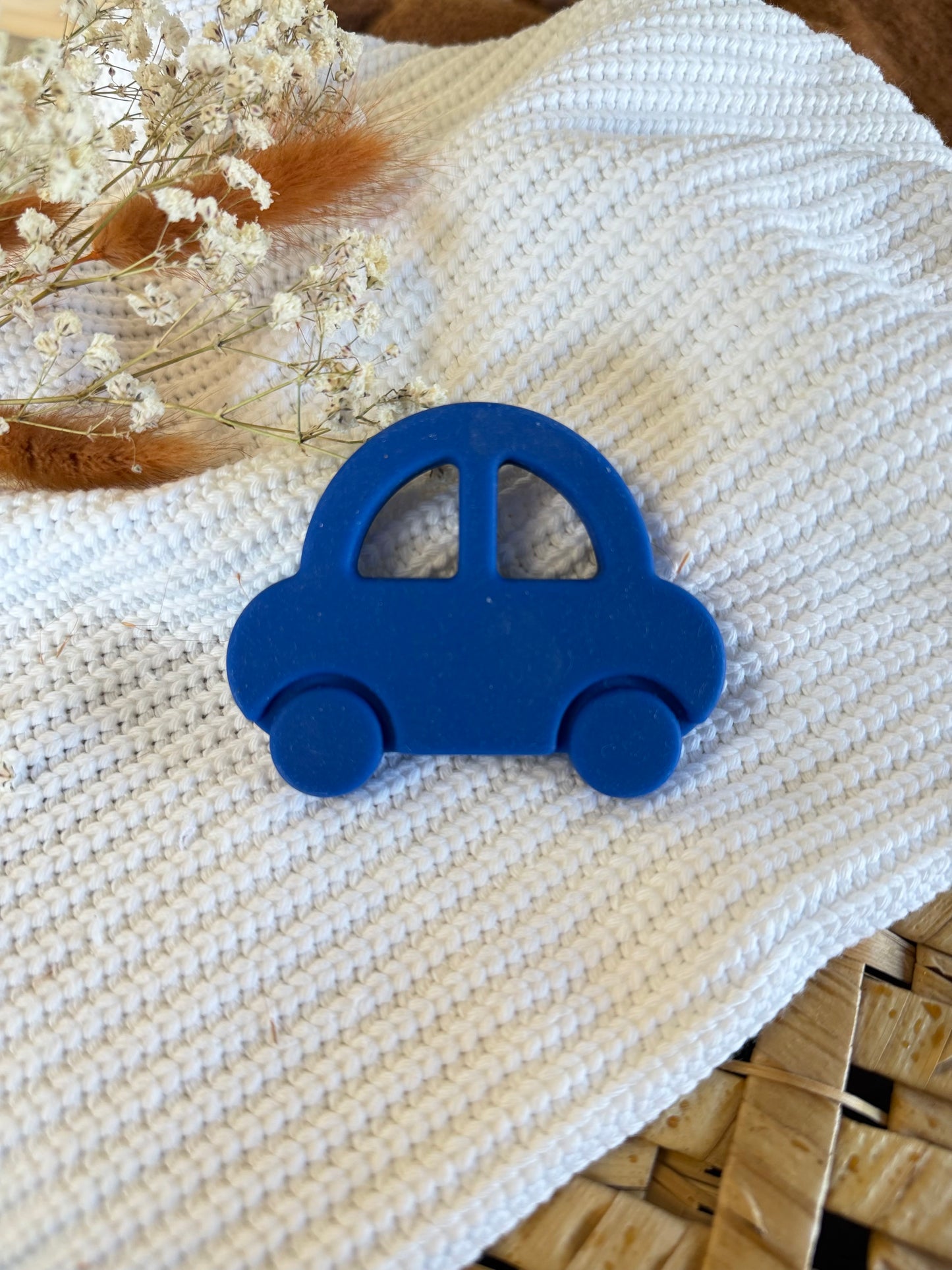 Jouet en silicone voiture bleue