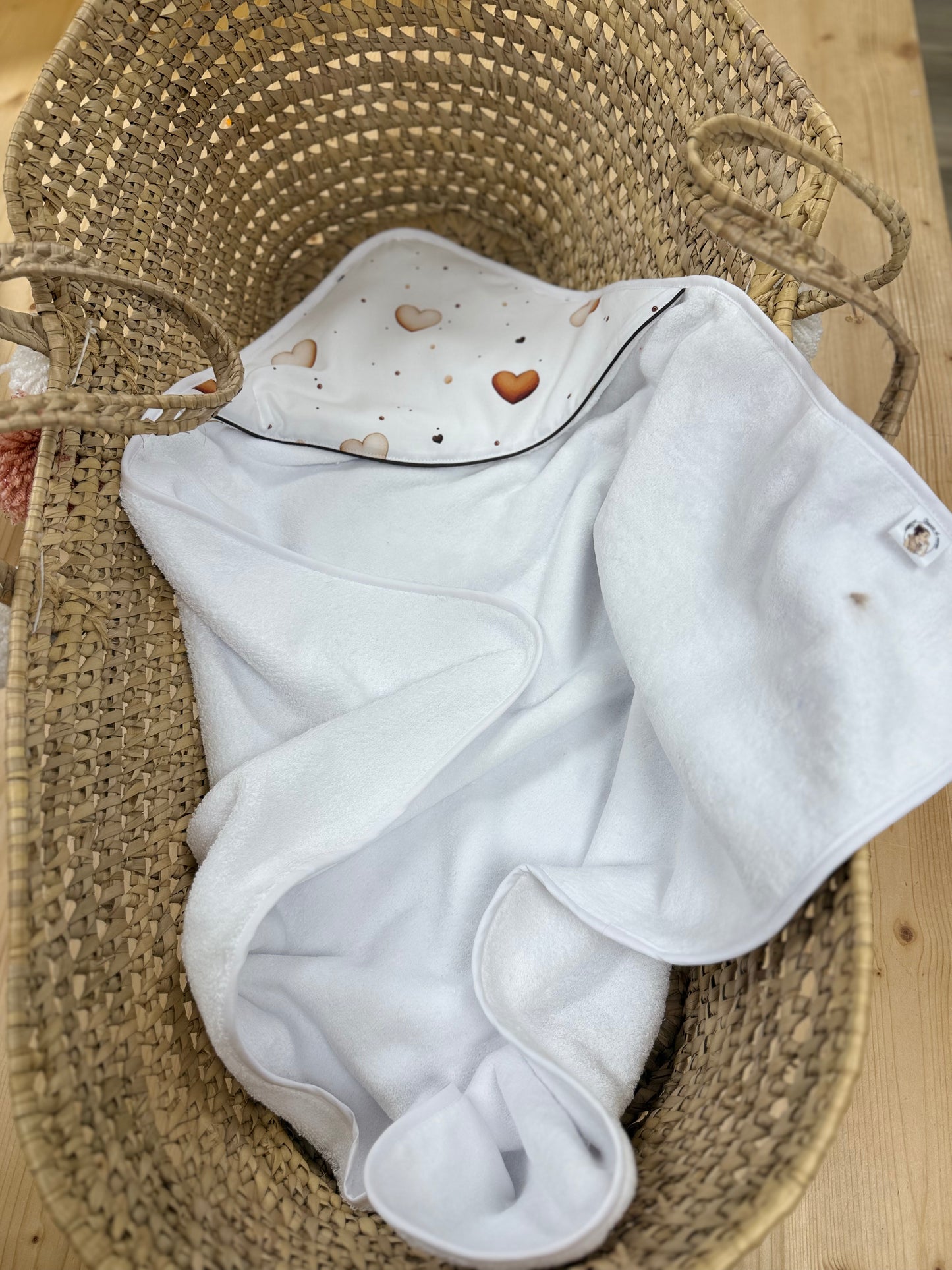 Cape de bain coeurs beiges