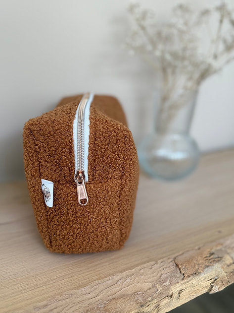 Trousse teddy cognac cœur Léopard