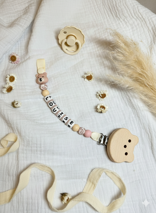 attache tétine modéle petit ours rose fleuri