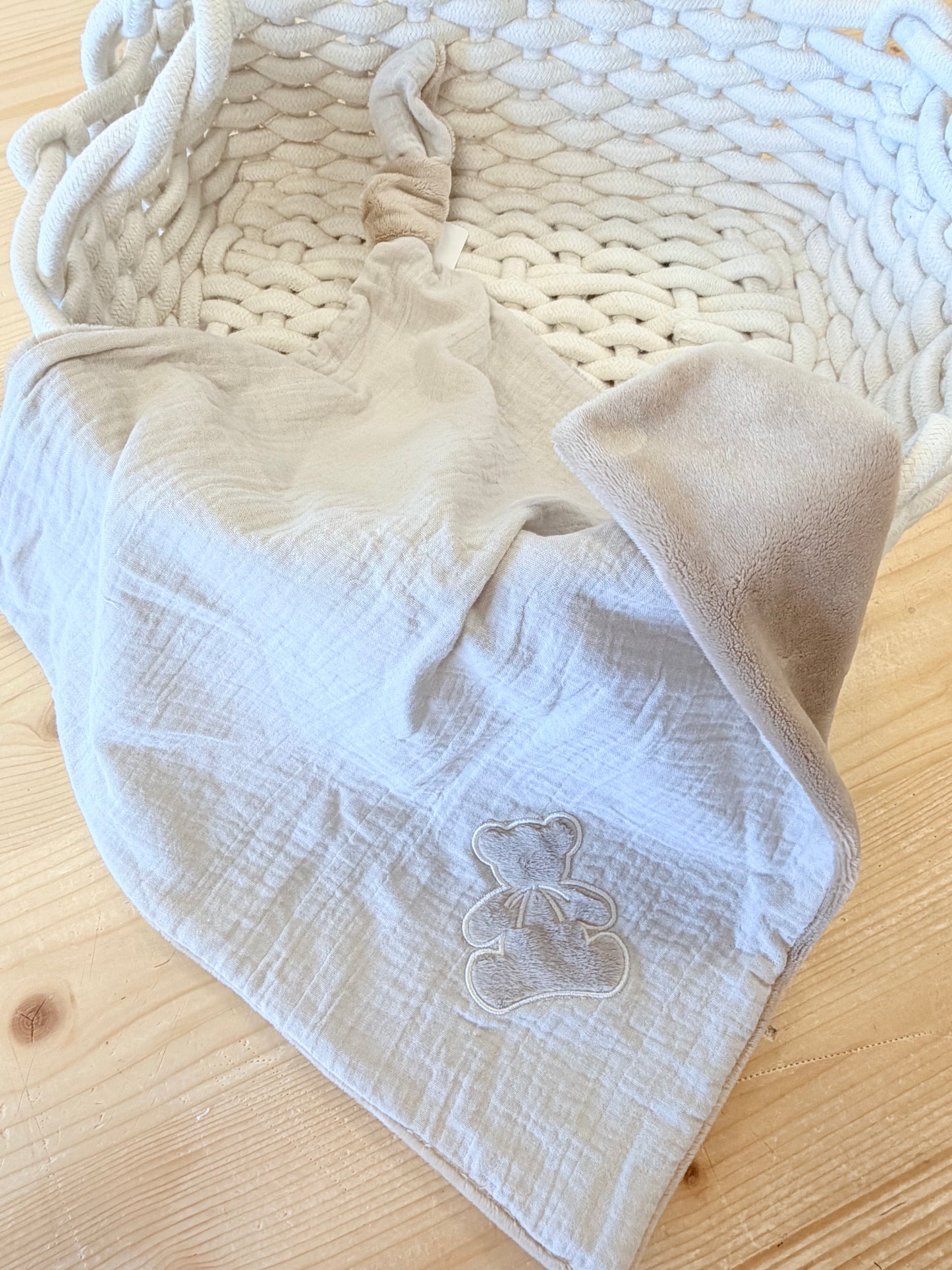 Nanin ourson brodé dispo de suite