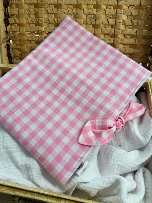 Pochette à livre broché carreaux rose